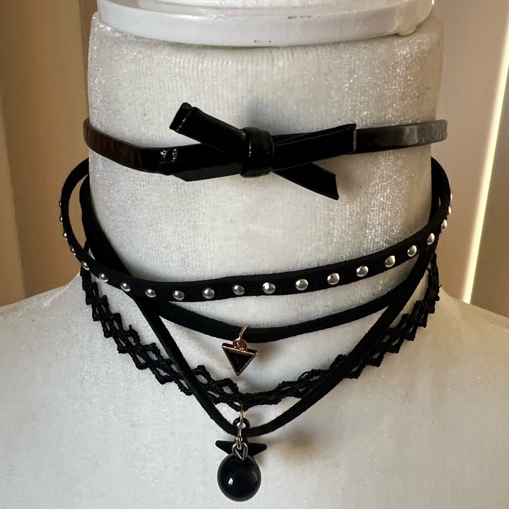 Choker Black 4 Pices 🌟🌟